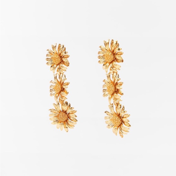 ZARA Daisy Earrings - Picture 4 of 5